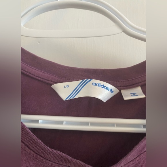 🍍 Adidas size large - Picture 2 of 3